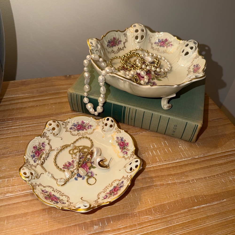 Antique Rosenthal Pierced Porcelain Bowl,
Kronach Germany (c. 1910-1930)